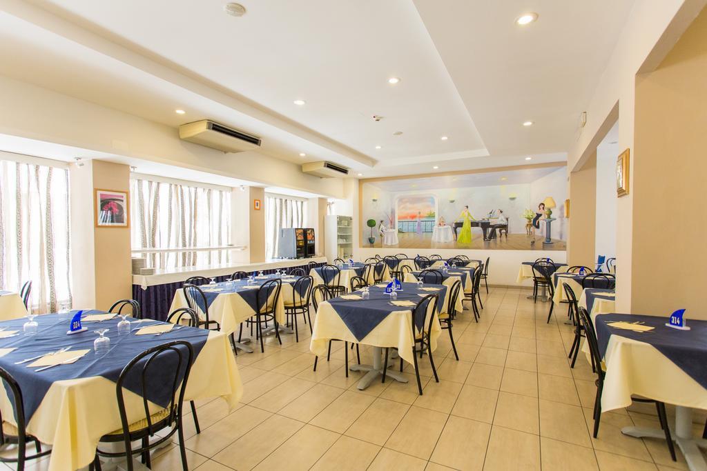 Hotel Clipper Cattolica Exterior photo